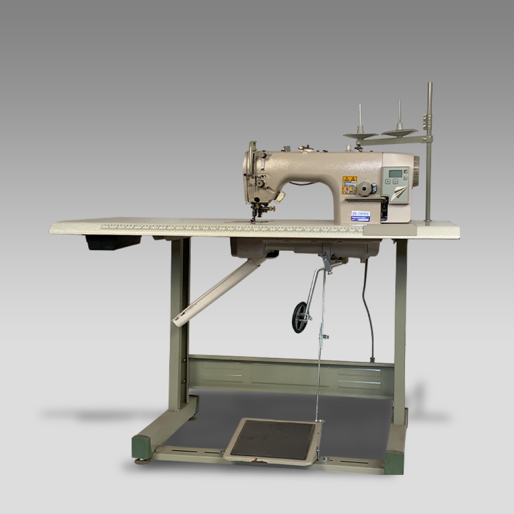 Single needle sewing machine
