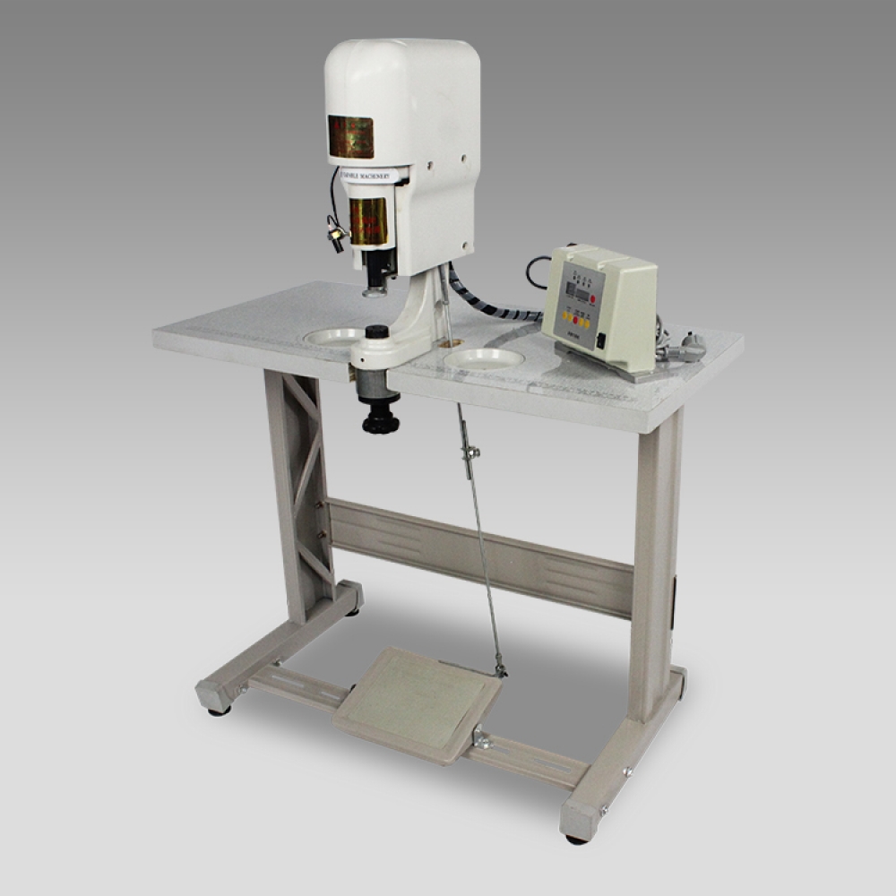 Button cover machine